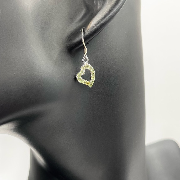 Jewelry - Elegant Natural Peridot Silver Dangle Earrings